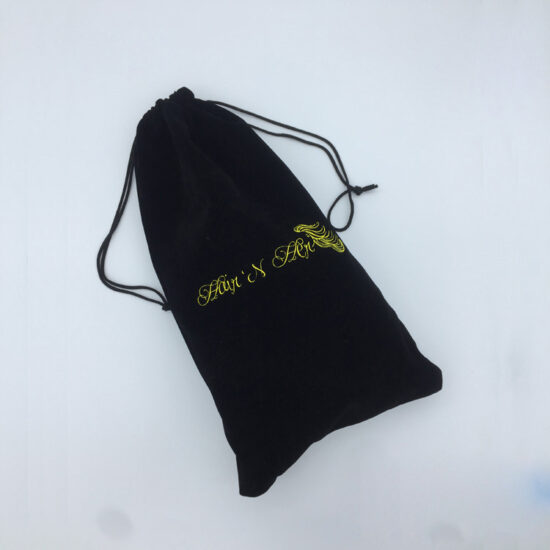  Black velvet drawstring pouch for jewelry and gift storage