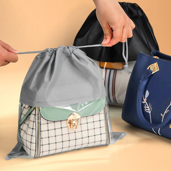 Waterproof Capybara Printed Non-Woven Party Gift Bag

