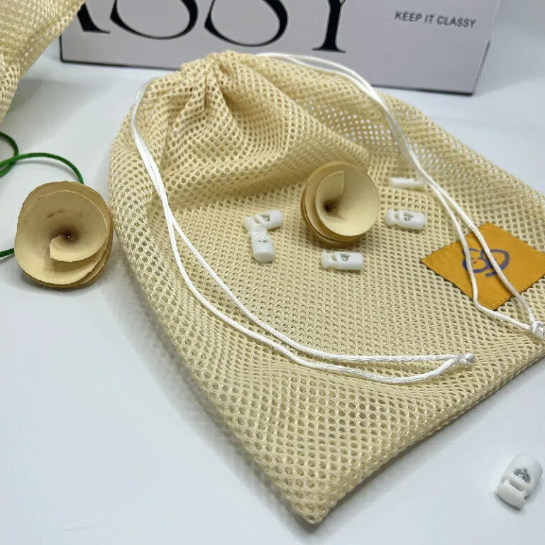 Cradle mesh drawstring storage bag made of polyester and nylon mesh