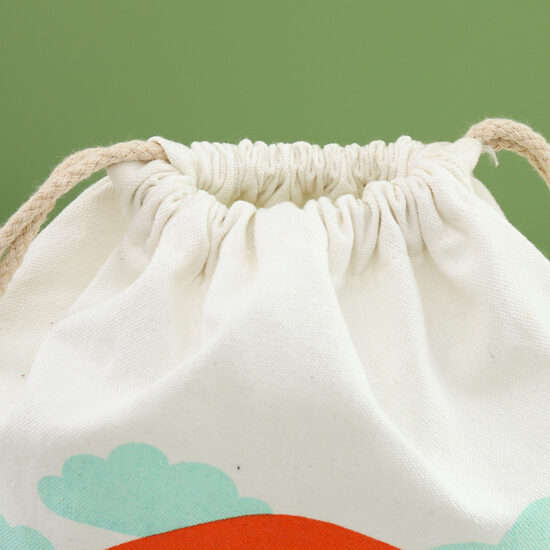  Cotton polyester blend drawstring bag with cute cartoon print