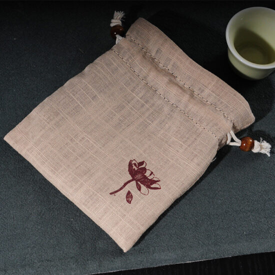 Customizable blank cotton drawstring canvas pouch for packaging and storage