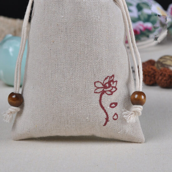 Customizable blank cotton drawstring canvas pouch for packaging and storage