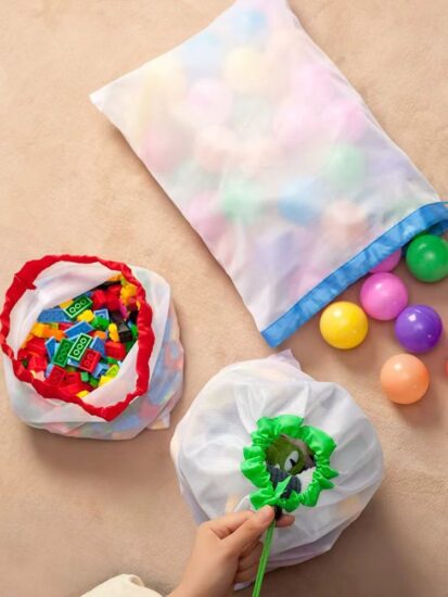 Nylon mesh drawstring storage bag for towels, beach items, and toys
