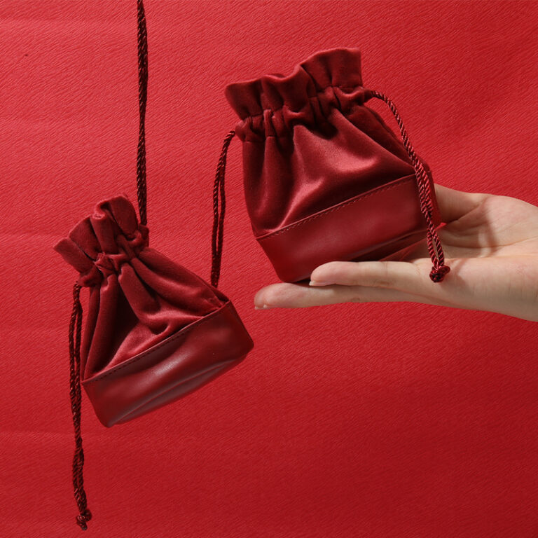 Custom Velvet Suede Drawstring Bags for Cosmetics and Jewelry