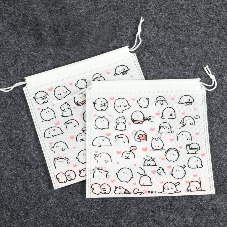 Cute Cartoon Non-Woven Dust Bag for Figures and Badges