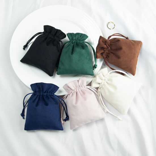 Lisere velvet drawstring pouch for jewelry and collectibles