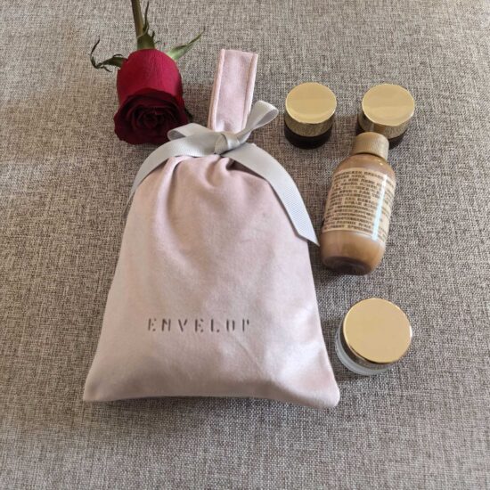 Luxury velvet pouch and tote bag for jewelry, cosmetics, and gift packaging