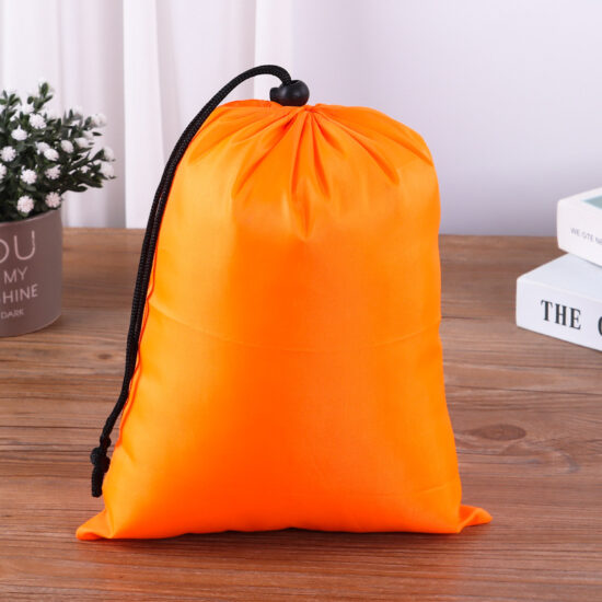  Portable polyester Oxford drawstring bag for clothing storage and packaging