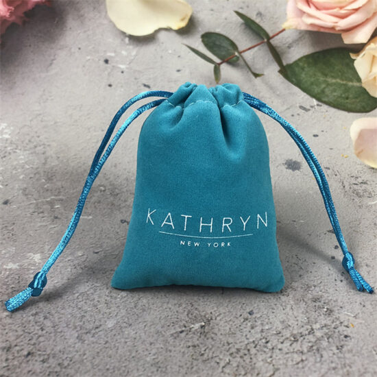 Small Velvet Drawstring Jewelry Bag – Soft Gift Pouch