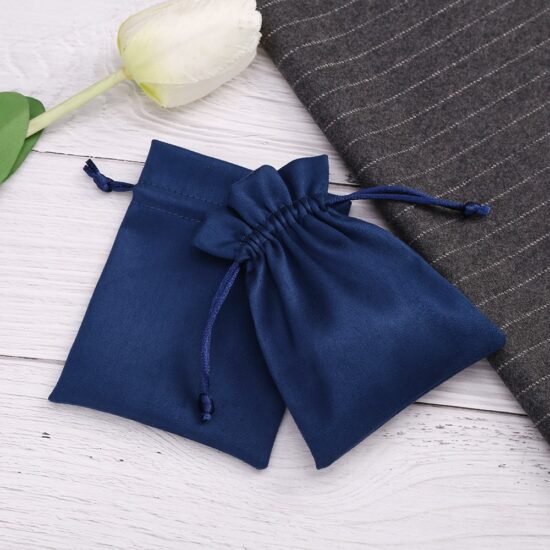  Suede drawstring pouch for jewelry and gift packaging