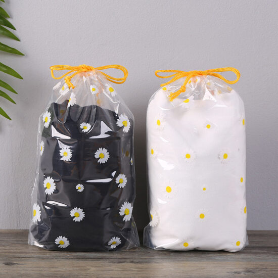 Clear PE drawstring bag with daisy pattern and round bottom