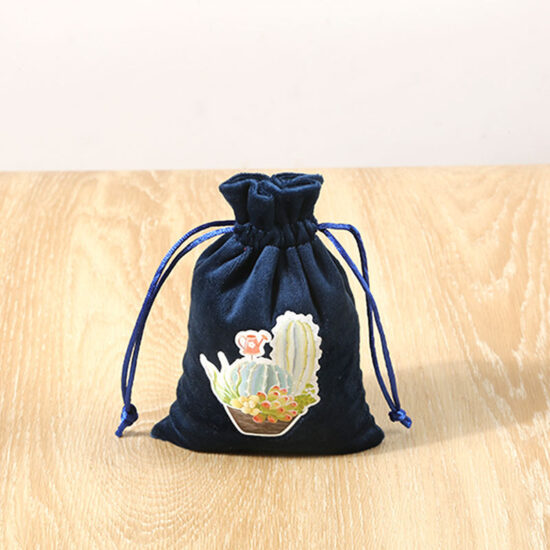 Velvet drawstring pouch for wine bottle and jewelry packaging