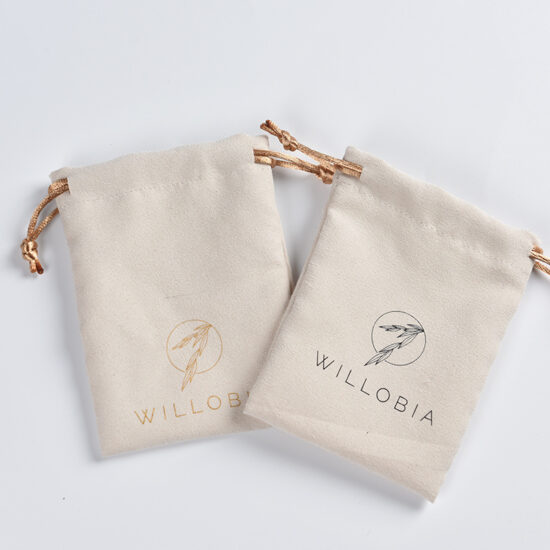 Velvet and suede drawstring pouch for cosmetics and jewelry